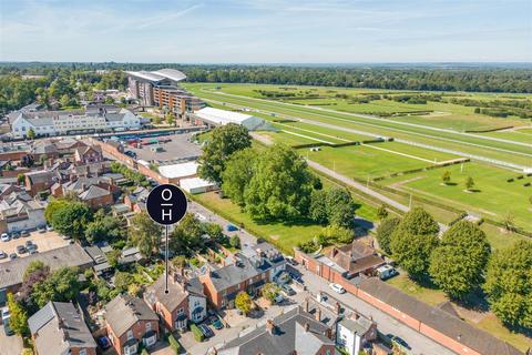9 Course Road, Ascot, SL5 7HQ