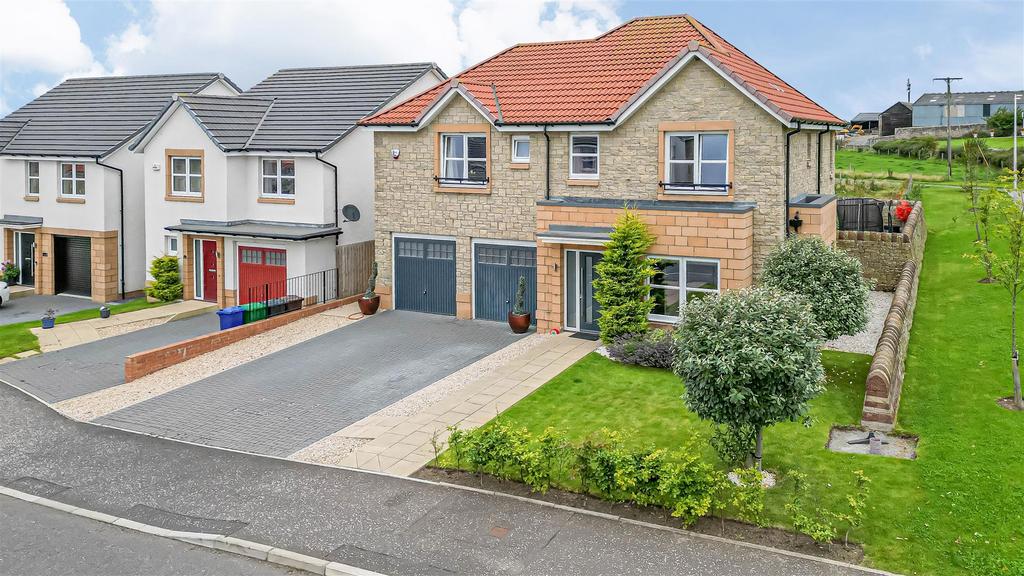 2 Pitdinnie Avenue, Cairneyhill, KY12 8BP 4 bed detached house for sale