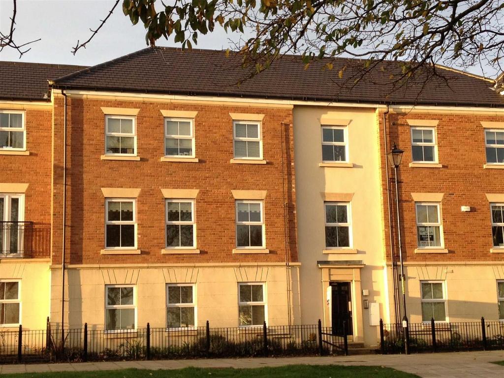Bents Park Road, South Shields 2 bed flat £660 pcm (£152 pw)