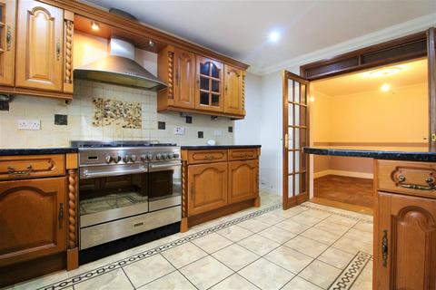 3 bedroom semi-detached house for sale - Manston Road, Ramsgate