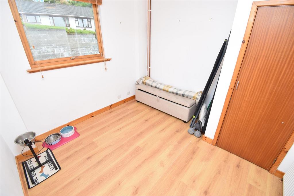 Bedroom two.jpg