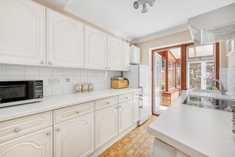 8, Hopefield Deans Road, London, W7 3PL