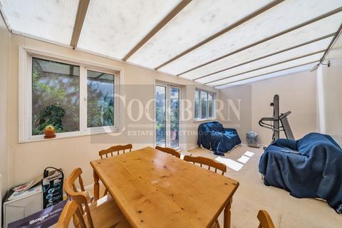38 Kingsley Wood Drive, London, SE9 3BH