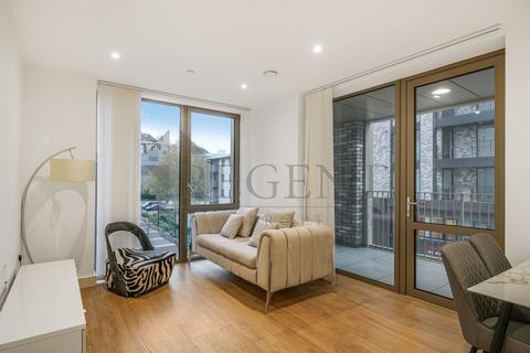 undefined, Cordwainer House, New Village Avenue, E14