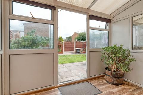52 Ashorne Close, Redditch, B98 0EY