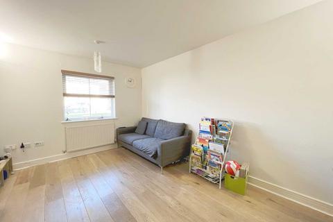undefined, Heatherlea Grove, Worcester Park