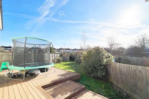 undefined, Heatherlea Grove, Worcester Park