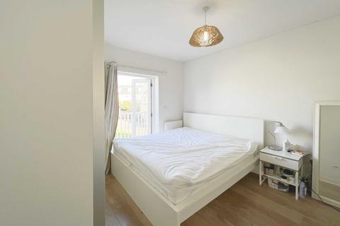 undefined, Heatherlea Grove, Worcester Park