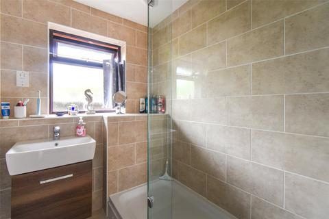 16 Brickfields Close, Lychpit, Basingstoke, RG24 8UX