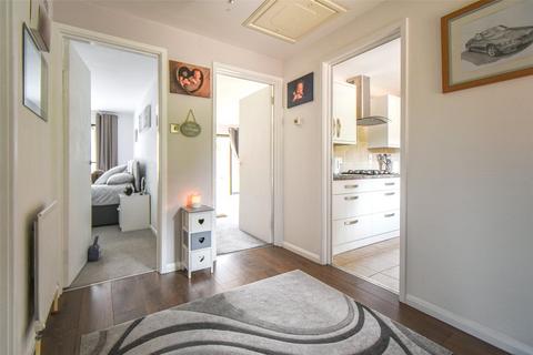 16 Brickfields Close, Lychpit, Basingstoke, RG24 8UX