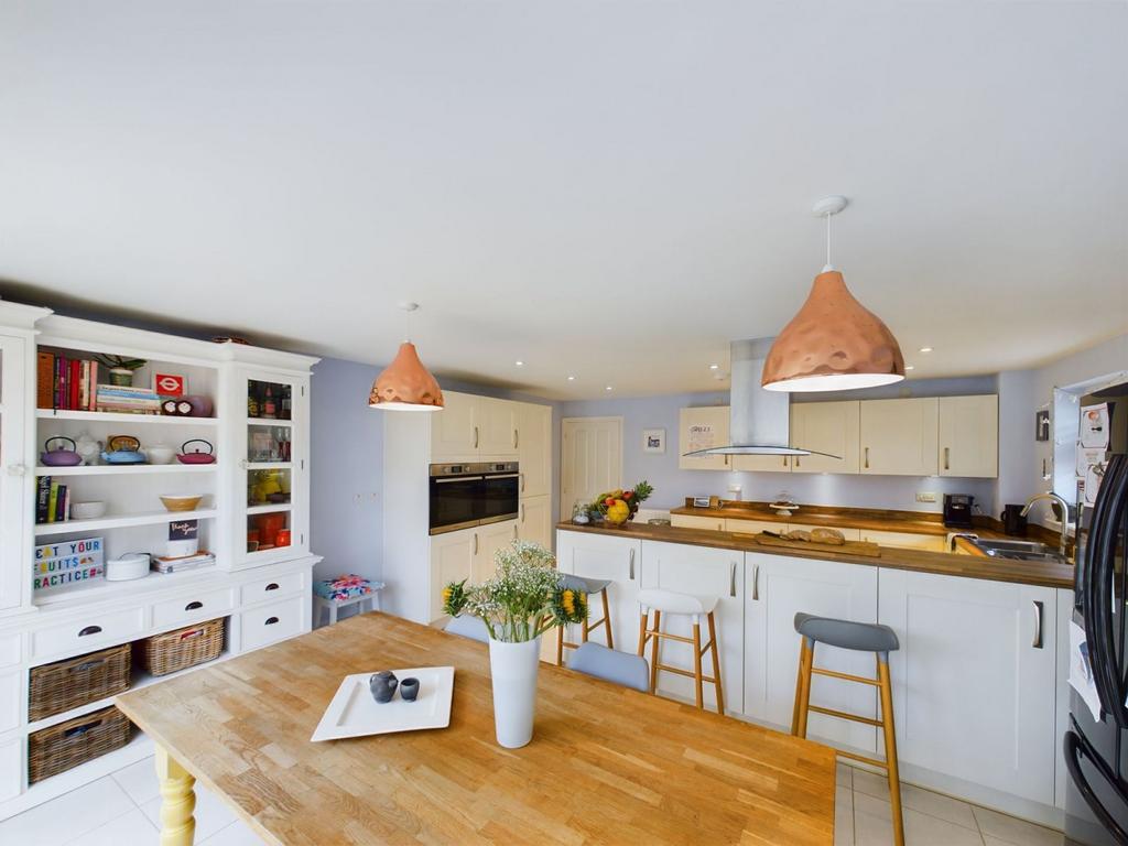 Kitchen / dining / family room