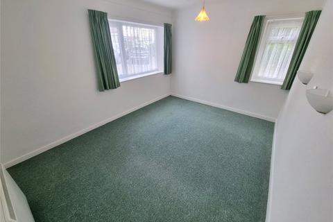 2 bedroom apartment for sale, Telegraph Road, Heswall, Wirral, CH60