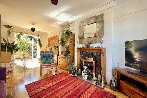 67 Cowick Hill, Exeter, EX2 9NQ