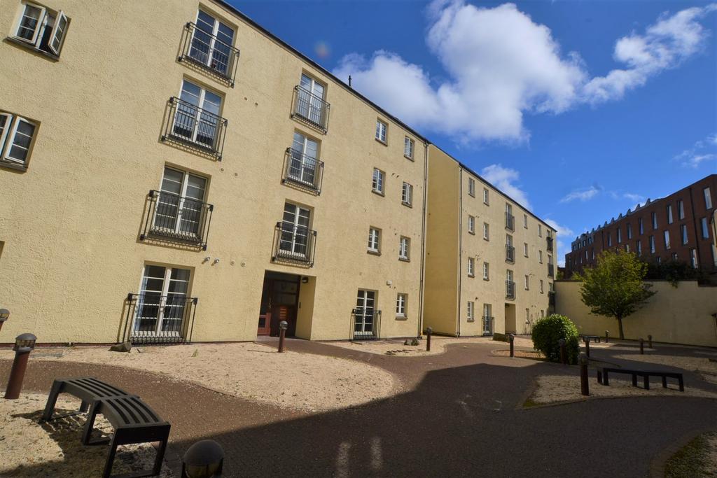 Easter Dalry Wynd, Haymarket... 1 bed flat £1,295 pcm (£299 pw)