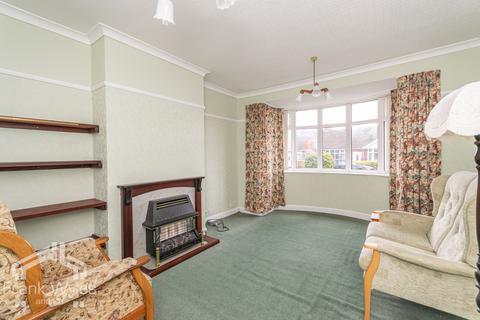 2 bedroom semi-detached bungalow for sale, Leamington Road, Lytham St. Annes, Lancashire