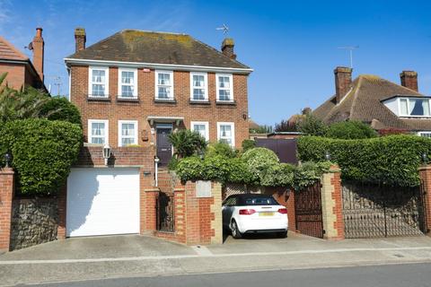 4 bedroom detached house for sale, Stone Road, Broadstairs, CT10