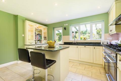 12 Turnpike Gate, Wickwar, Wotton-under-edge, GL12 8ND