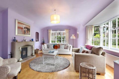 6 bedroom detached house for sale, Chalfont Road, Seer Green, Beaconsfield, Buckinghamshire, HP9