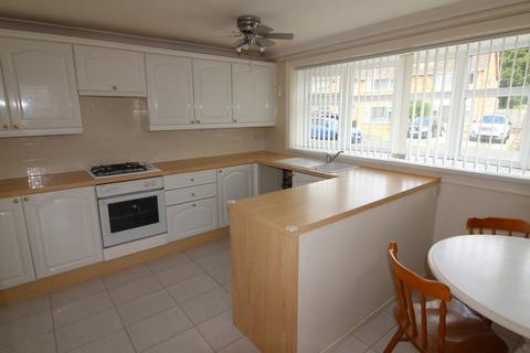 3 bedroom house to rent, Normandy Avenue, HU17 8PF