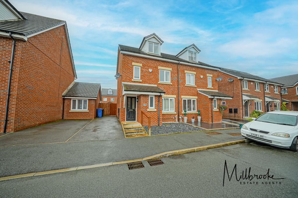 Cotton Fields, Worsley, Manchester, M28 4 bed semidetached house £