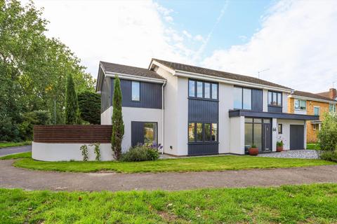 5 bedroom detached house for sale, St. Nicholas Drive, Shepperton, Surrey, TW17.