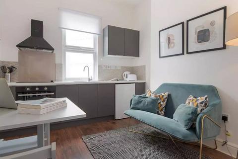 1 bedroom flat to rent, Warwick Road (4/121), Earls Court, London, SW5