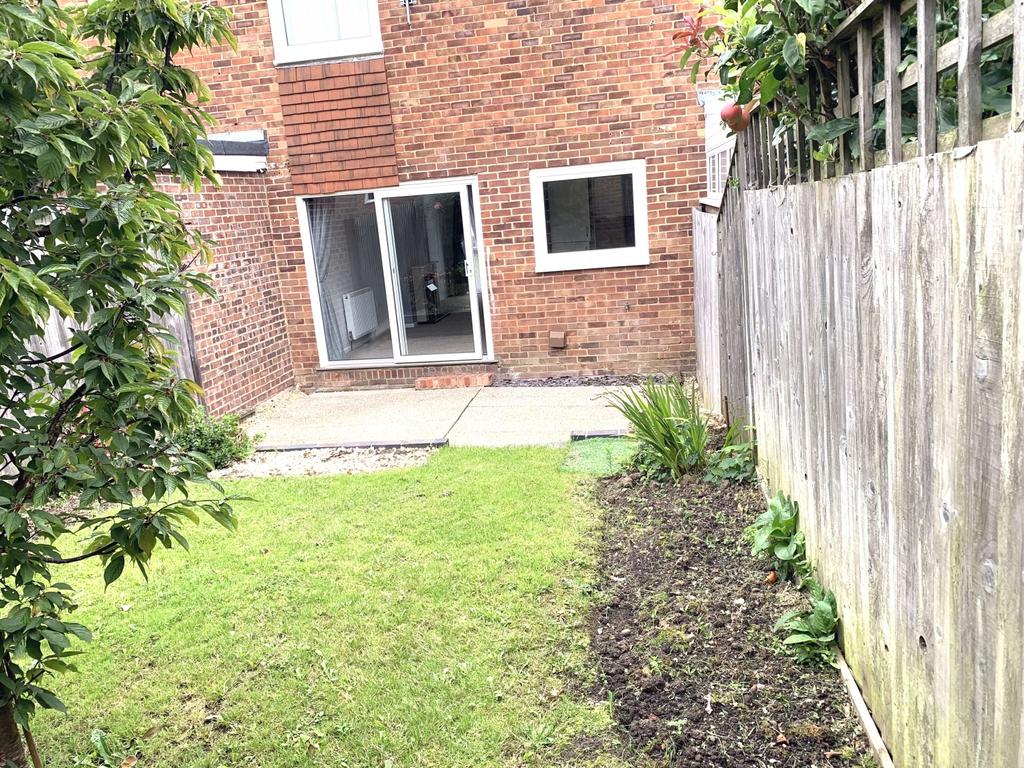 4 Stratfield Rear Garden2