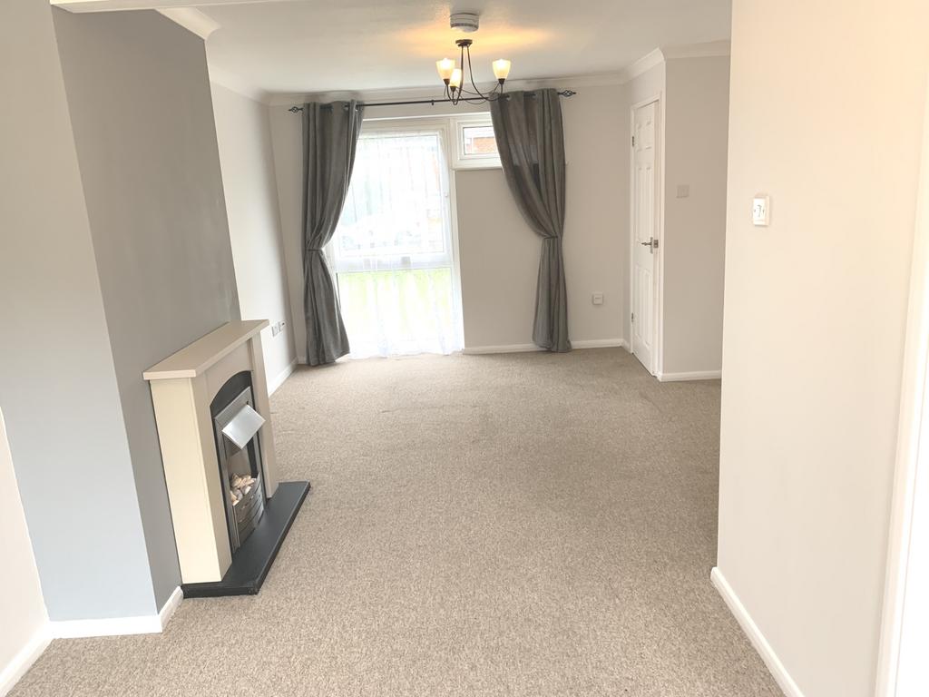 4 Stratfield Lounge1