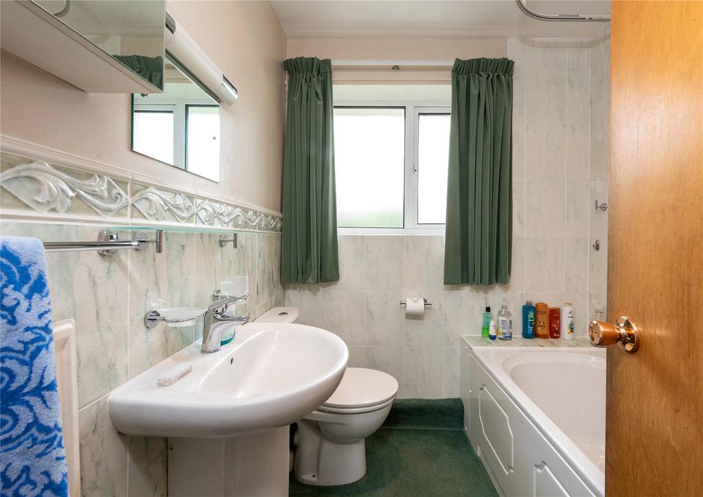 Ground Floor Bath