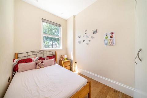 21 Station Road, London, SE20 7BE