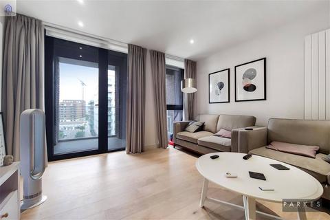 2 bedroom apartment for sale, Cutter House, Royal Wharf, London, E16