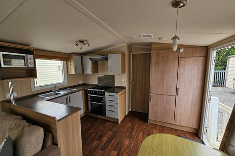 2 bedroom static caravan for sale, Burton Upon Stather North Lincolnshire