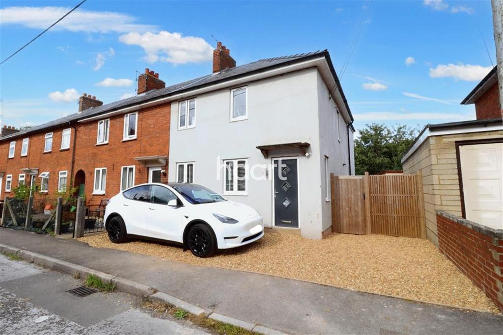 Park Avenue, Highworth 4 bed semidetached house to rent £1,400 pcm