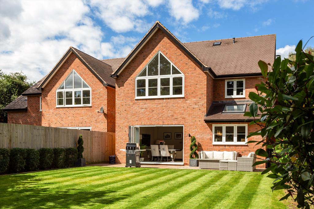 Rising Lane, Knowle, Warwickshire, B93 4 bed detached house for sale
