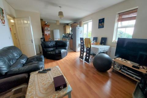 83 Piper Way, Ilford, IG1 4FE