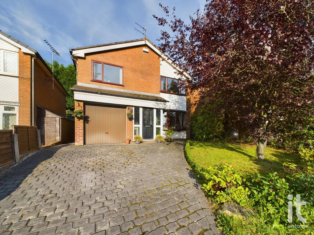 Shearwater Road, Offerton, Stockport... 4 bed detached house for sale