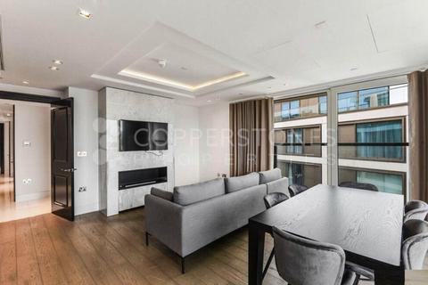 3 bedroom apartment to rent, Kensington High Street, London