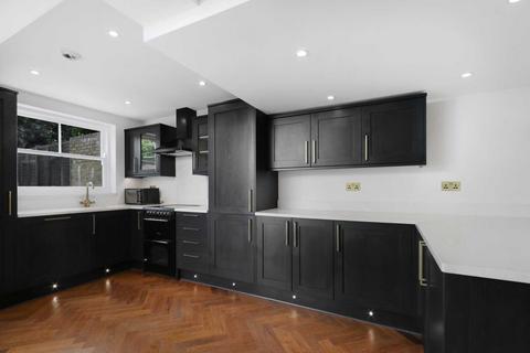 5 bedroom house for sale, Farleigh Road N16, Stoke Newington