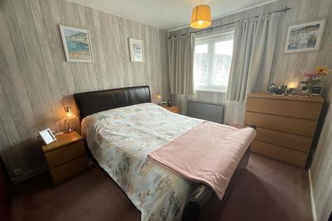 27 Cruden Road, Gravesend, DA12 4HR