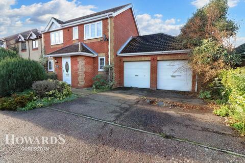 4 bedroom detached house for sale, St Clement Mews, Hopton
