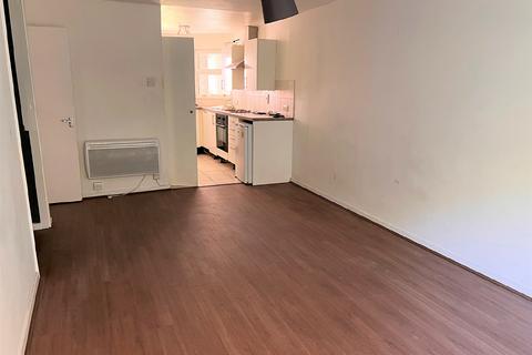24, Startpoint Downs Road, Luton, LU1 1XW