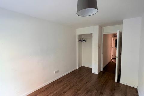24, Startpoint Downs Road, Luton, LU1 1XW