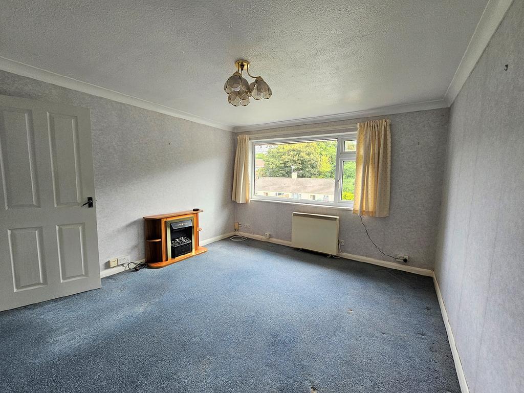 31 Underidge Road, Paignton 2 bed £40,000