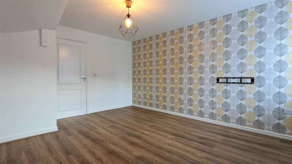 Beacon Green, Skelmersdale WN8 3 bed townhouse £795 pcm (£183 pw)