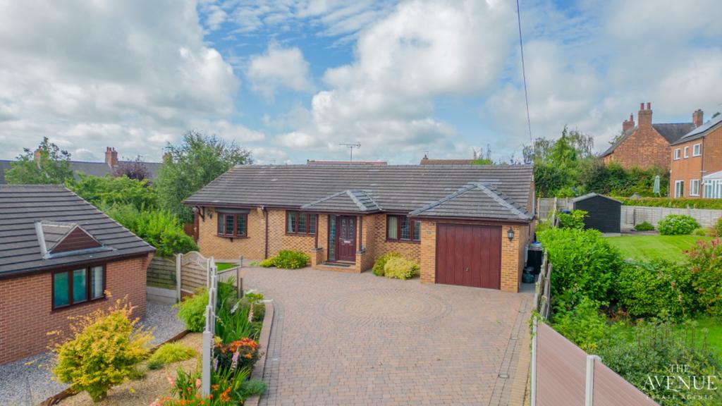 Green Farm Road, Selston, Nottingham, Nottinghamshire, NG16 6DW 4 bed