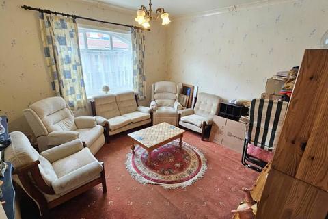 3 bedroom terraced house for sale - Moorland Road, Peasholm, Scarborough, North Yorkshire, YO12 7RB
