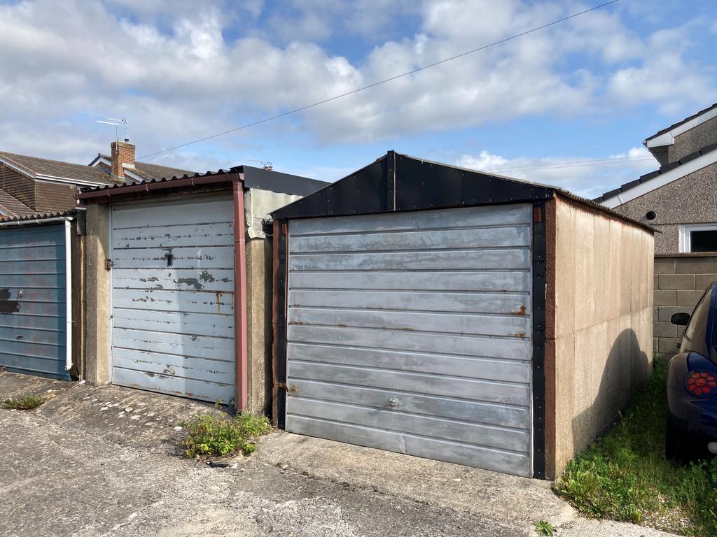 Garage T202308251212.jpg