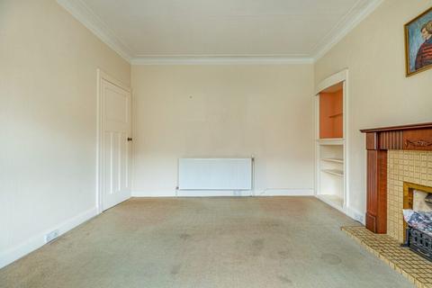 24 Carrick Crescent, Giffnock, Glasgow, G46 6PP