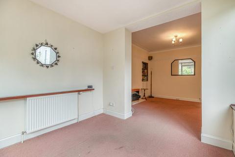24 Carrick Crescent, Giffnock, Glasgow, G46 6PP