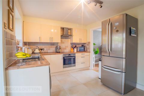 5 Carrbrook Drive, Royton, Oldham, OL2 6DD